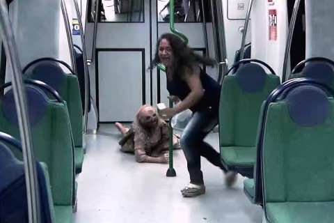 zombiapokalipszis(960x640).jpg (zombi, metró, átverés, )