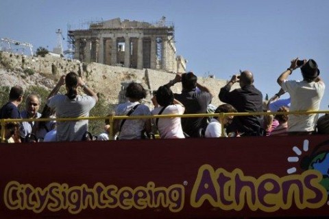 Akropolisz zárva (Array)