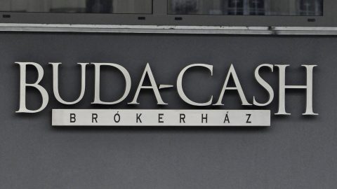 Buda-Cash(430x286).jpg (Array)