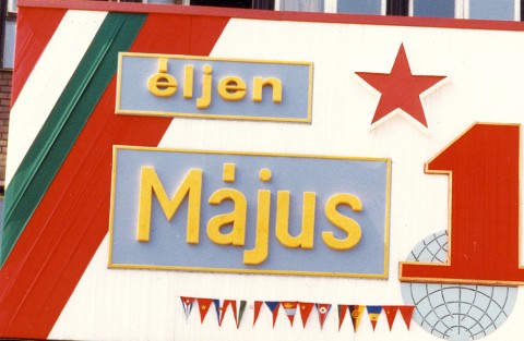 Május 1 retró vezető (Május 1 retró vezető)