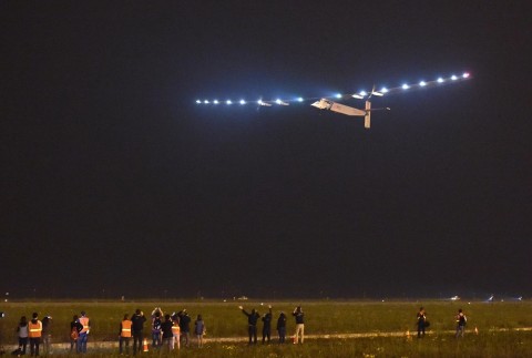 Solar Impulse 2 (Array)