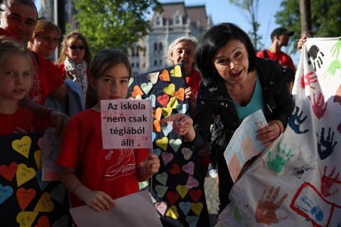 Tuntetes-a-Neptunert(1)(960x640).jpg (Array)