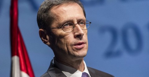 Varga-Mihaly(8cdddef0-b18a-4dfb-857f-dc9bcc2c34f0)(430x286).jpg (Array)