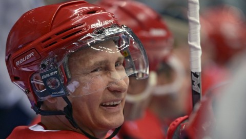 Vlagyimir Putyin (Array)