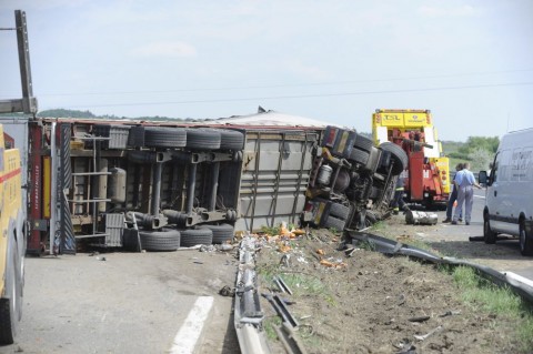 baleset az m1-esen (Array)