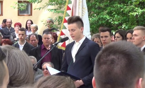 ballagás (ballagás)