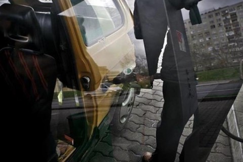 benzinkut(11)(650x433).jpg (Array)