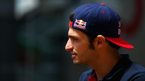 carlos sainz (Array)