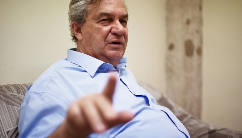 chikán attila (Array)