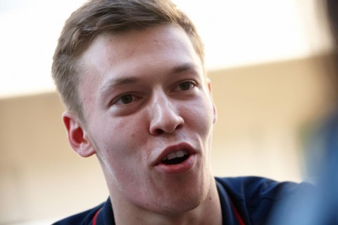 daniil kvyat (Array)