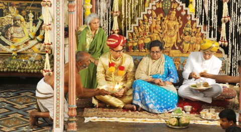 elátkozott maharadzsák (Array)