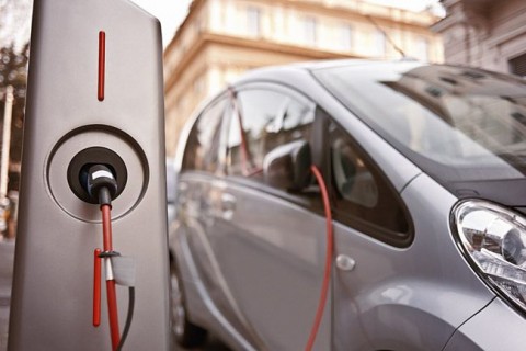 elektromos-auto(210x140).jpg (Array)