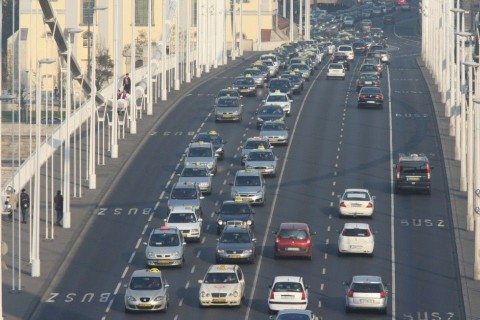 erzsébet híd (Array)