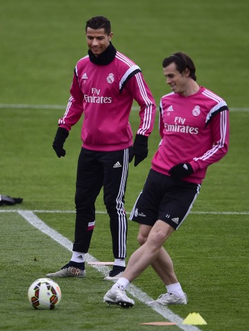 gareth bale, cristiano ronaldo (Array)