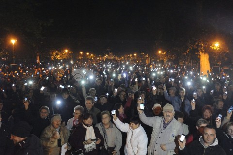 internetadó (Array)