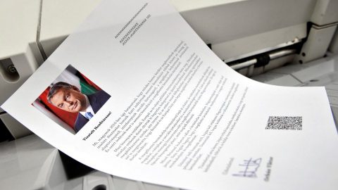 nemzeti konzultáció (Array)