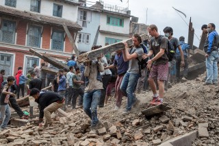 nepal(dfad2153-94e9-4fd9-b5aa-134d92fb6bdd)(960x640).jpg (nepál, nepáli földrengés, földrengés, természeti katasztrófa, katasztrófa, áldozat, halott, halálos áldozat, kár, anyagi kár, gdp, tudomány)