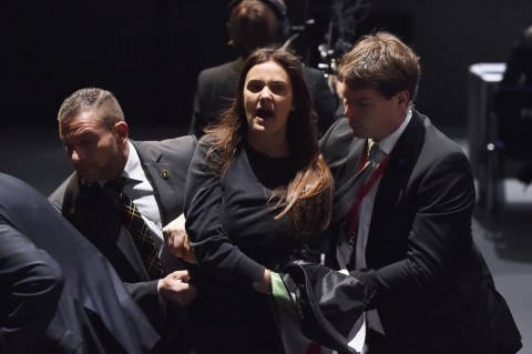 palesztin tüntető (Array)