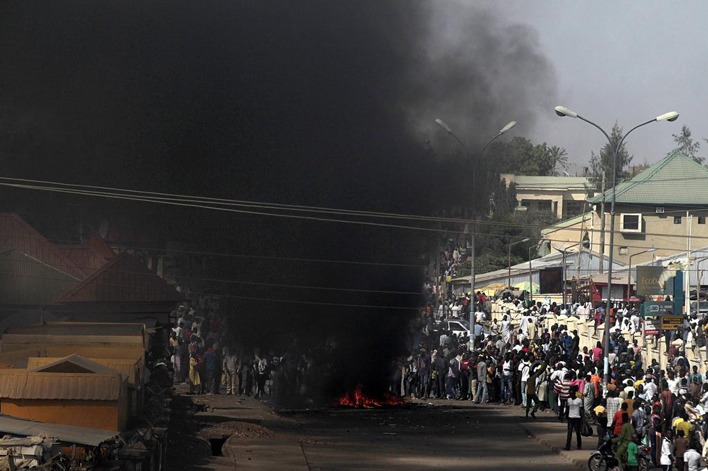 robbantás nigériában (Array)