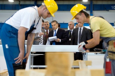 szakmunkás képzés (Array)