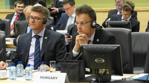 szijjártó eu (Array)