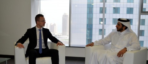 szijjártó péter katarban (Array)