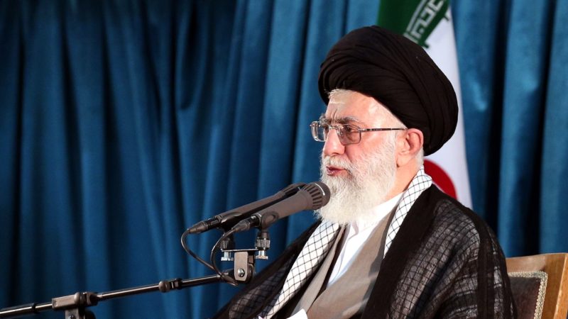 Ali Hamenei ajatolláh (Array)