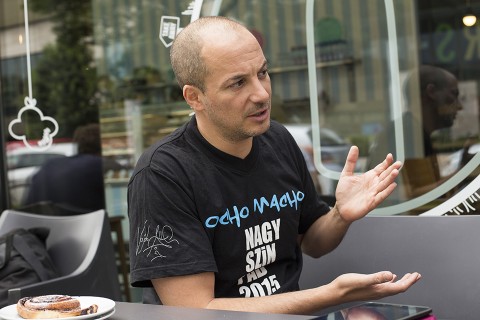 Bérczes Ádám (Array)