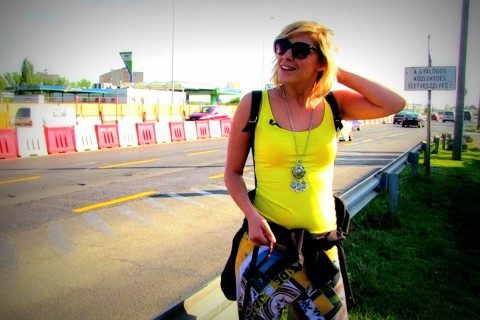 Danics Dóra (Array)