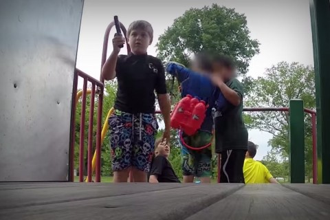 Fegyverkísérlet (Array)