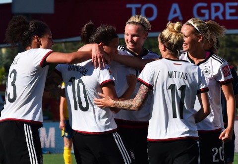 Marozsán Dzsenifer (Array)