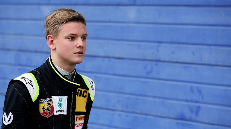 Mick Schumacher (Array)