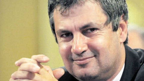 Nógrádi Tibor (Array)