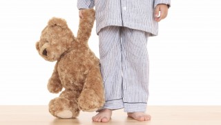 Pizsamás kisfiú (Array)