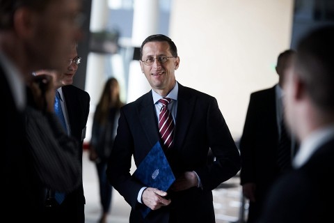 Varga Mihály (Array)