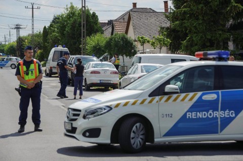 balmazújvárosi családirtás (Array)