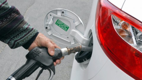 benzin(960x640).jpg (Array)