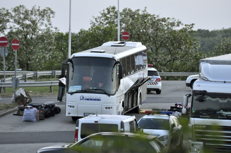 bolgár busz bombával (Array)