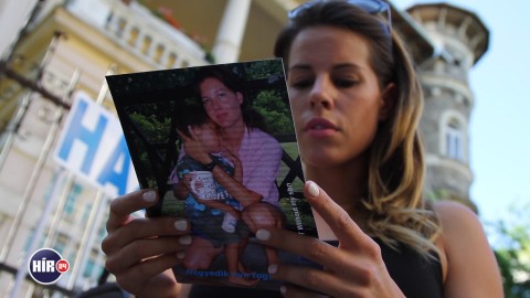 éhségsztrájk (Array)