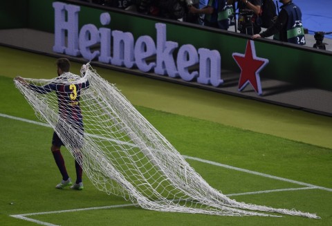 gerard piqué (Array)