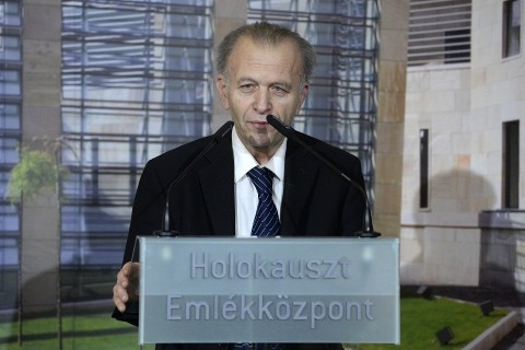 haraszti györgy (Array)