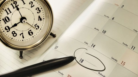 határidőnapló (Array)