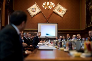 kormányülés (Array)