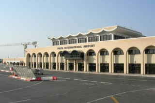 máltai repülőtér (Array)