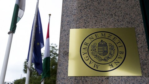 mnb(210x140).jpg (Array)