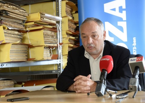 németh péter (Array)