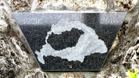 trianon(960x640).jpg (Array)