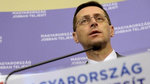 varga mihály (Array)