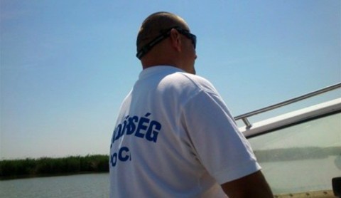 vízirendőr (Array)