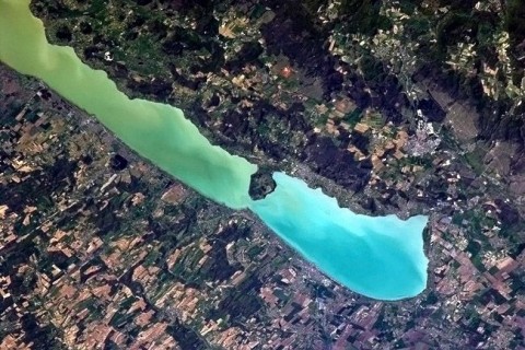 Balaton az űrből (Array)